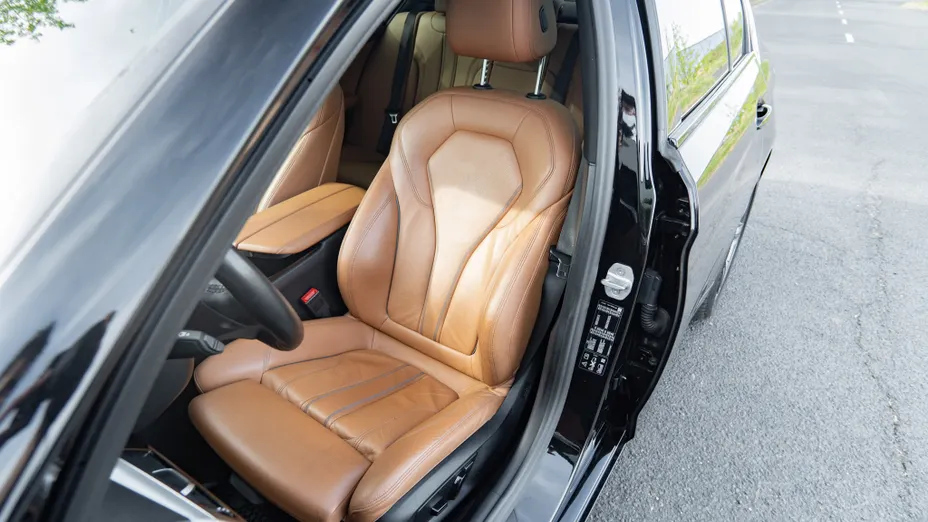 BMW Seria 5 520d xDrive aut