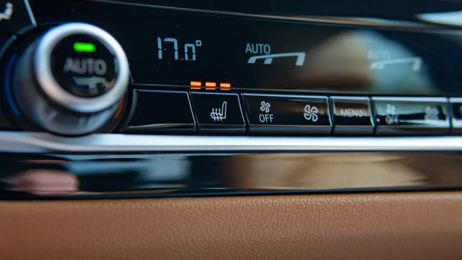 BMW Seria 5 520d xDrive aut