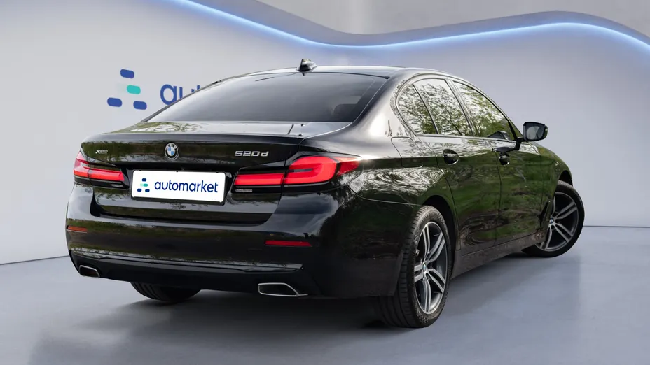 BMW Seria 5 520d xDrive aut