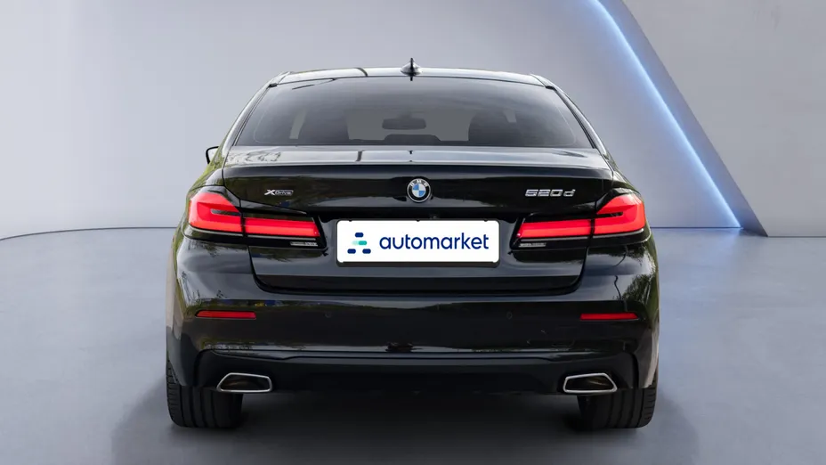 BMW Seria 5 520d xDrive aut