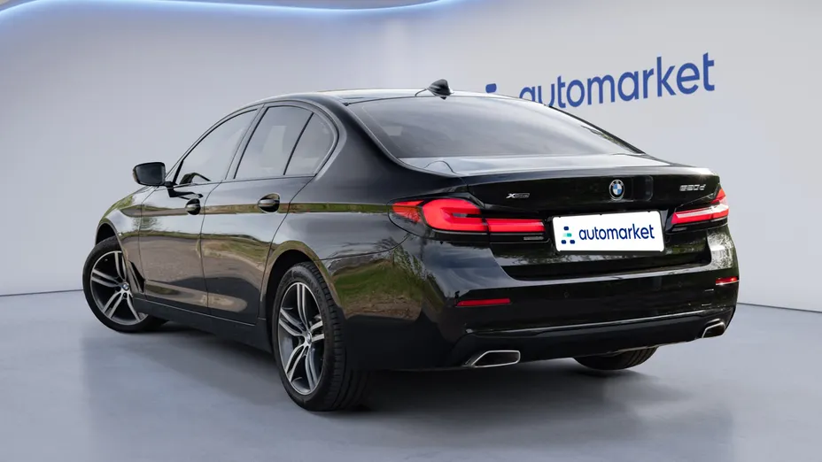 BMW Seria 5 520d xDrive aut
