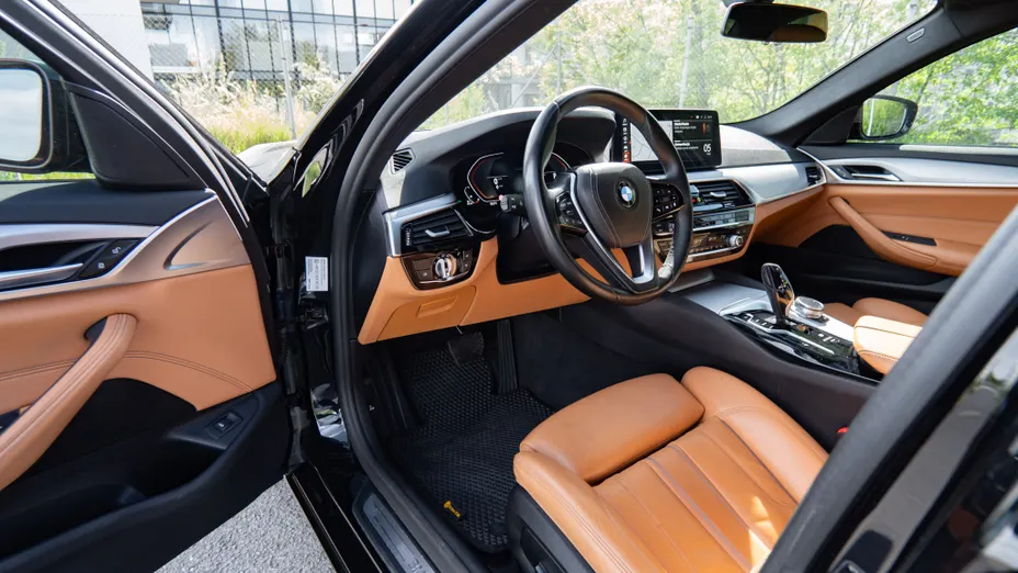 BMW Seria 5 520d xDrive aut