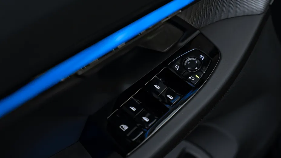 BMW Seria 5 520d xDrive mHEV M Sport aut Nowy