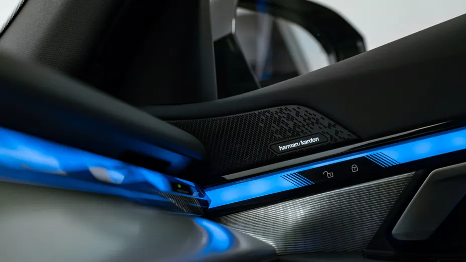 BMW Seria 5 520d xDrive mHEV M Sport aut Nowy