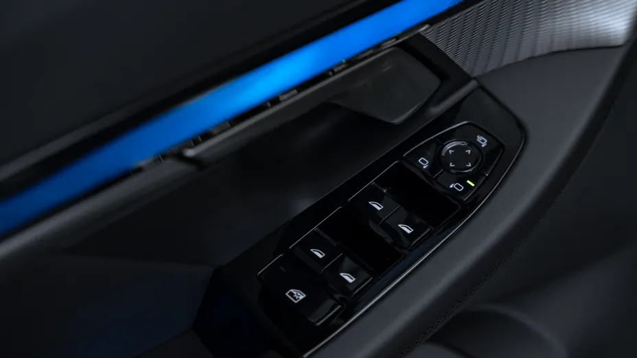 BMW Seria 5 520i mHEV M Sport aut Nowy