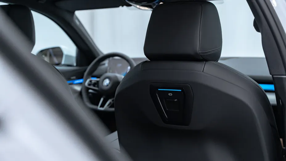 BMW Seria 5 520i mHEV M Sport aut Nowy