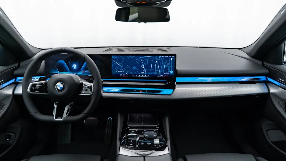 BMW Seria 5 520i mHEV M Sport aut Nowy