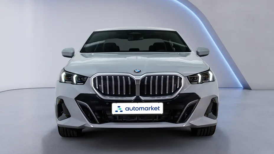 BMW Seria 5 520i mHEV M Sport aut Nowy