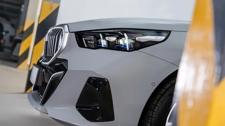 BMW Seria 5 520i mHEV M Sport aut Nowy