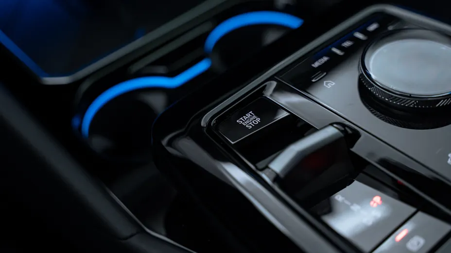 BMW Seria 5 520i mHEV M Sport aut Nowy