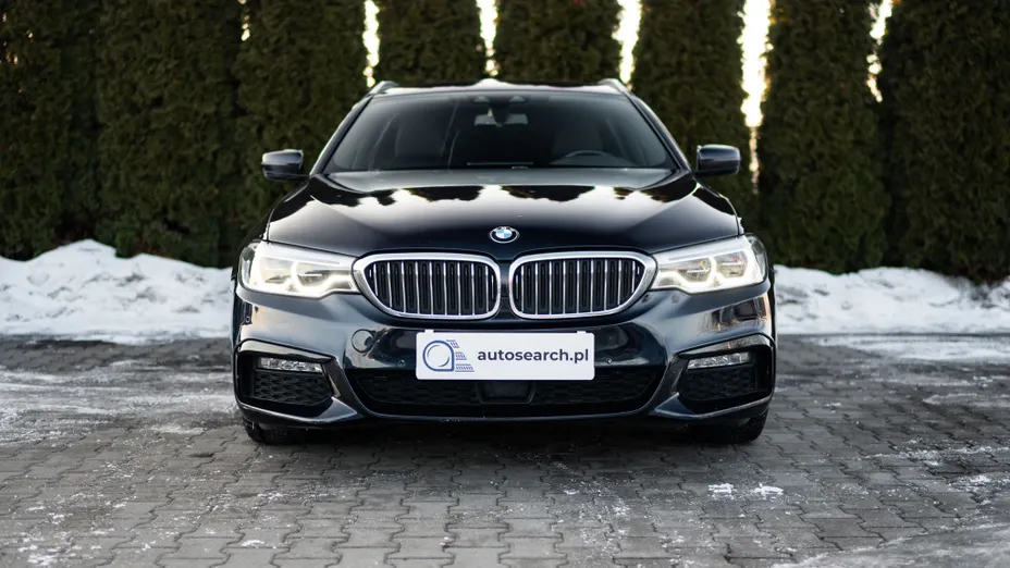 BMW Seria 5 530d xDrive M Sport sport-aut