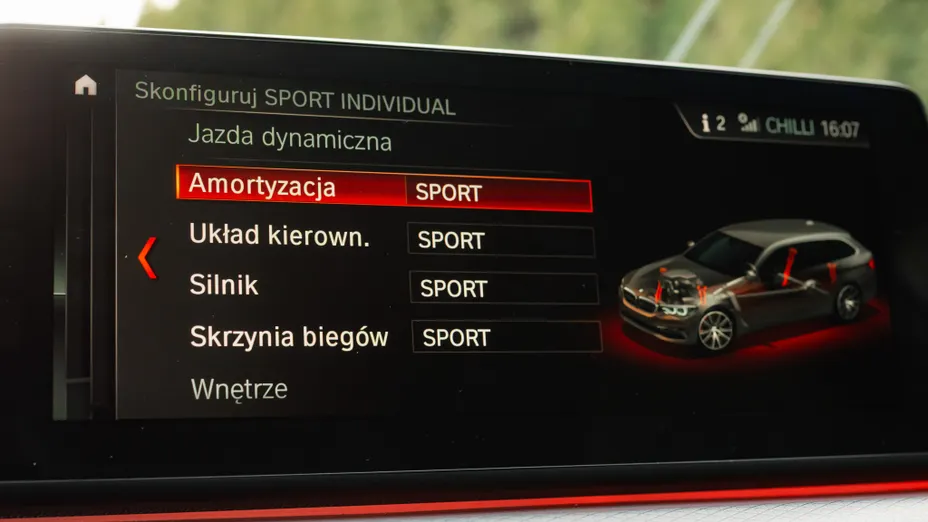 BMW Seria 5 530d xDrive M Sport sport-aut