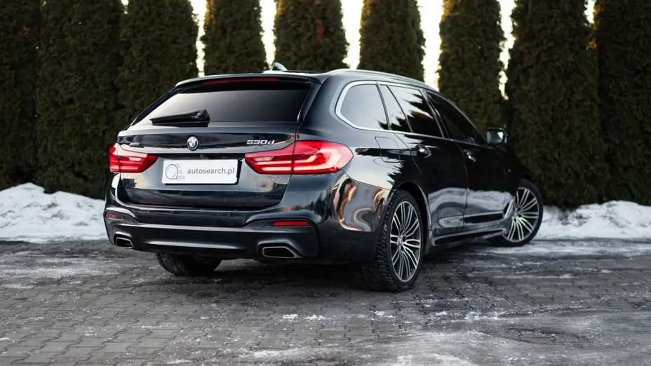 BMW Seria 5 530d xDrive M Sport sport-aut