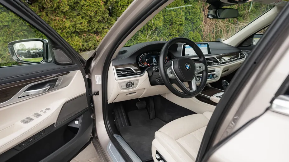 BMW Seria 7 730Ld xDrive mHEV