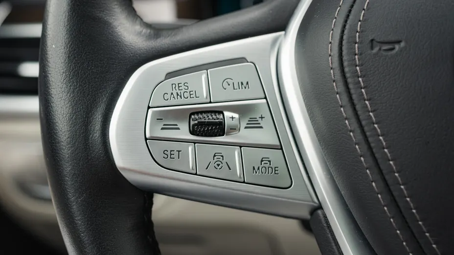 BMW Seria 7 730Ld xDrive mHEV