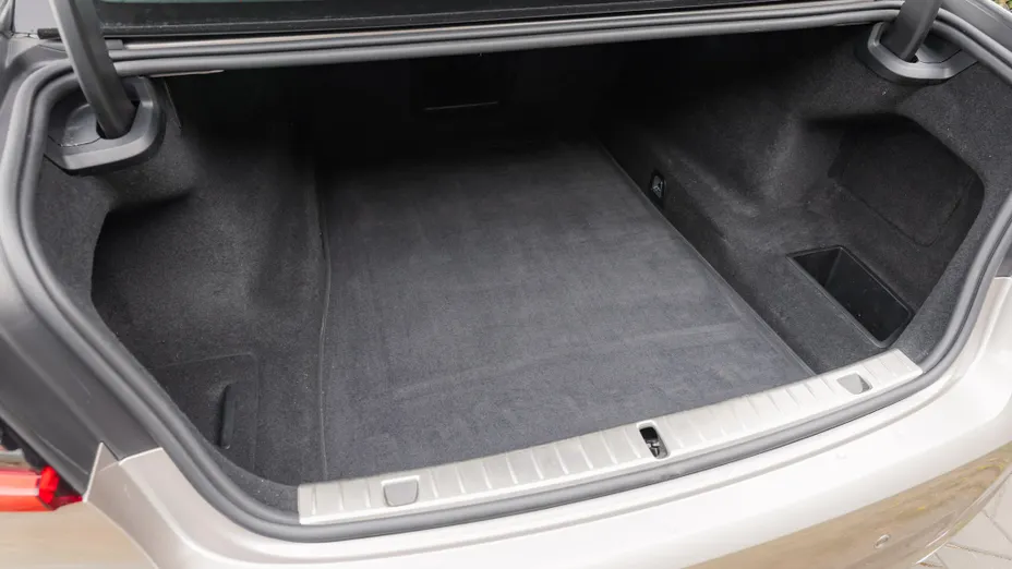 BMW Seria 7 730Ld xDrive mHEV