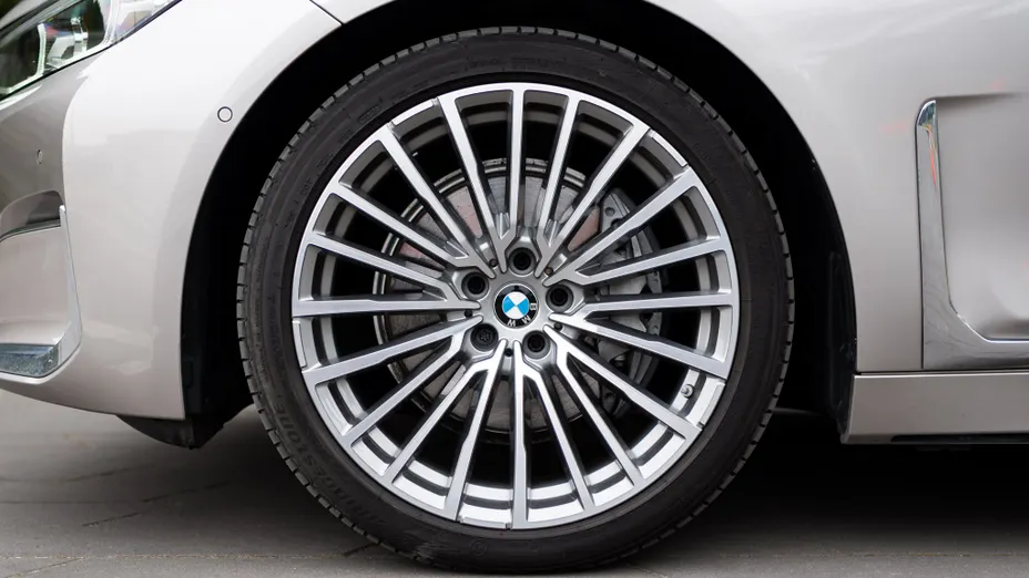 BMW Seria 7 730Ld xDrive mHEV