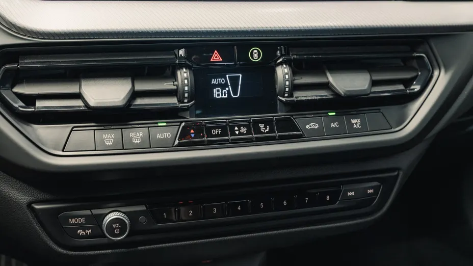 BMW Seria 1 118d M Sport aut