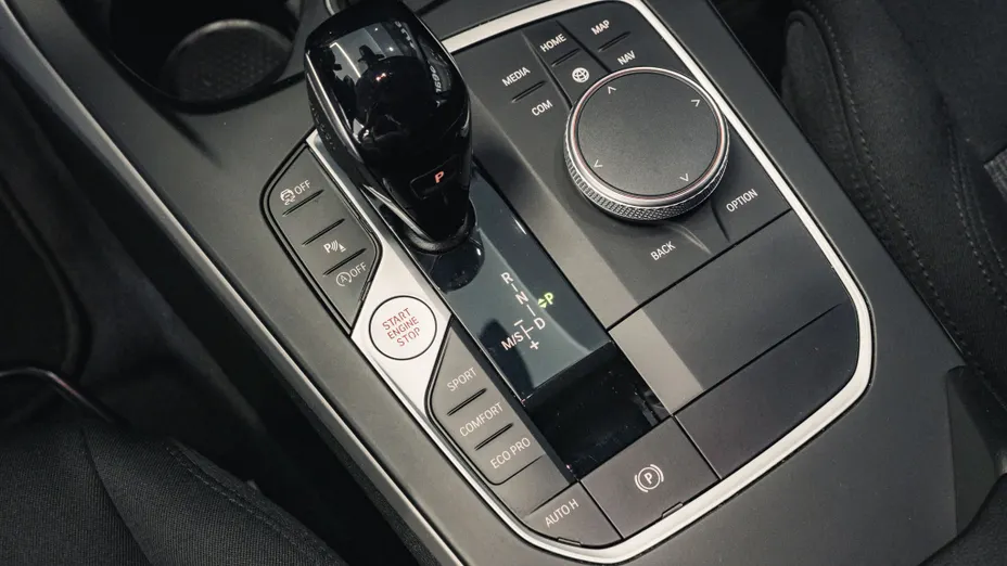 BMW Seria 1 118i aut