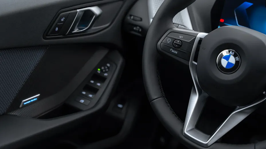 BMW Seria 1 120 mHEV aut Nowy