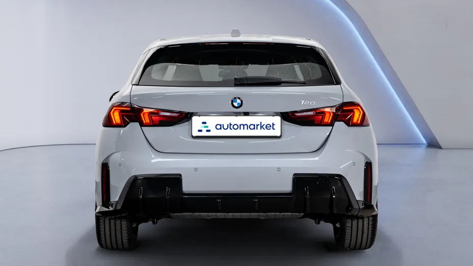 BMW Seria 1 120 mHEV aut Nowy