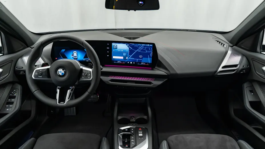 BMW Seria 1 120 mHEV aut Nowy