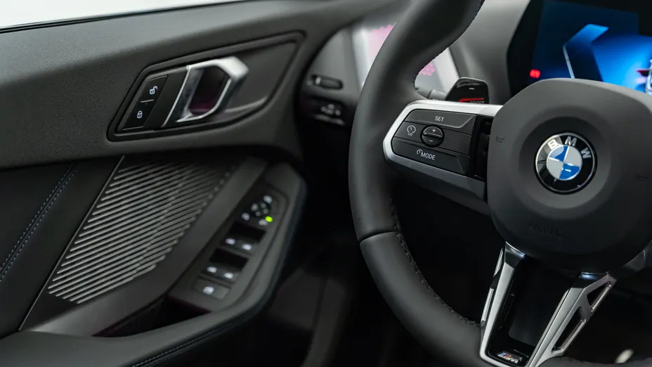 BMW Seria 1 120 mHEV aut Nowy