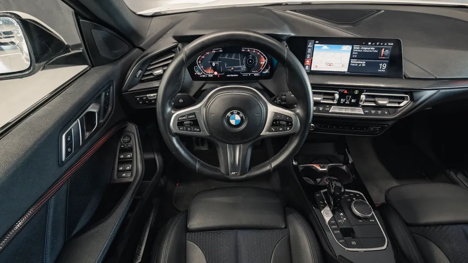 BMW Seria 2 218i M Sport aut