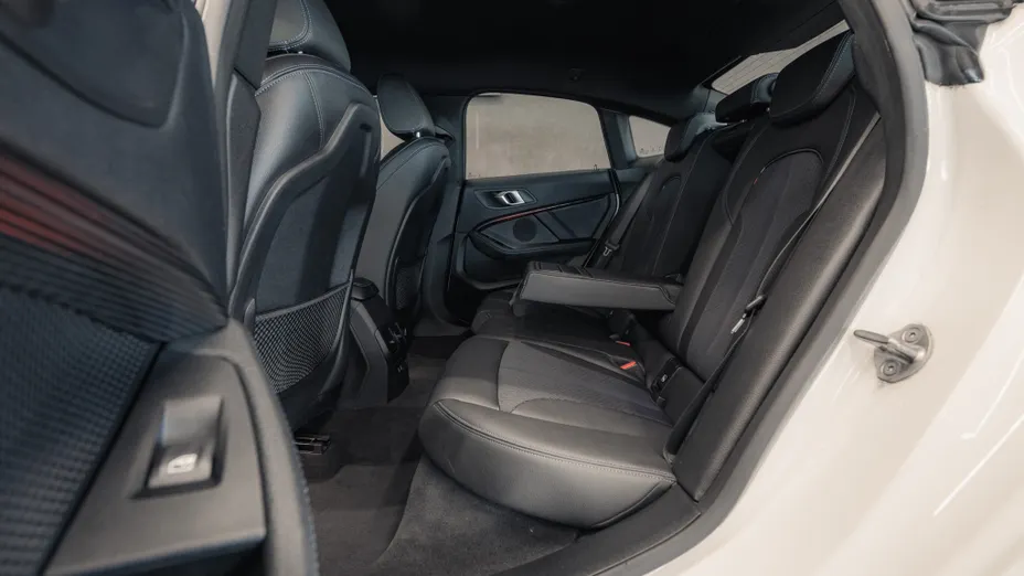 BMW Seria 2 218i M Sport aut