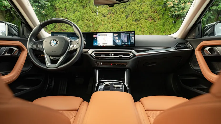 BMW Seria 2 230i aut