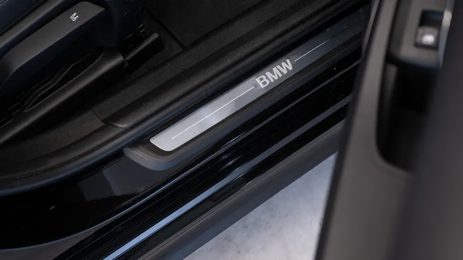 BMW Seria 3 320i Sport Line aut