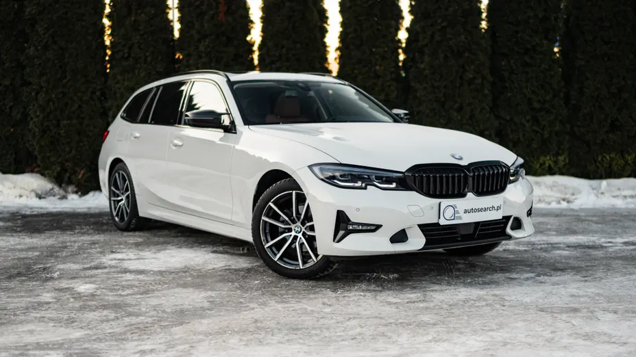 BMW Seria 3 320d Luxury Line aut