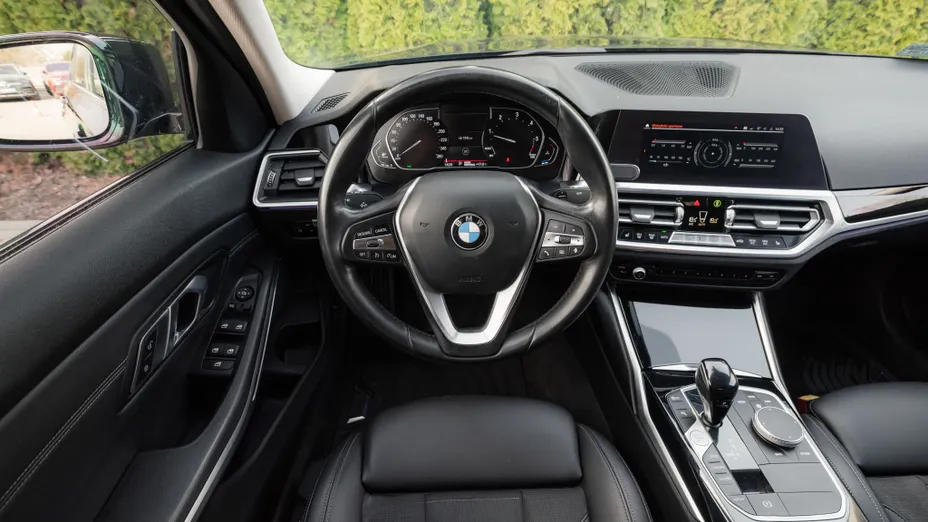 BMW Seria 3 320d xDrive mHEV Sport Line aut