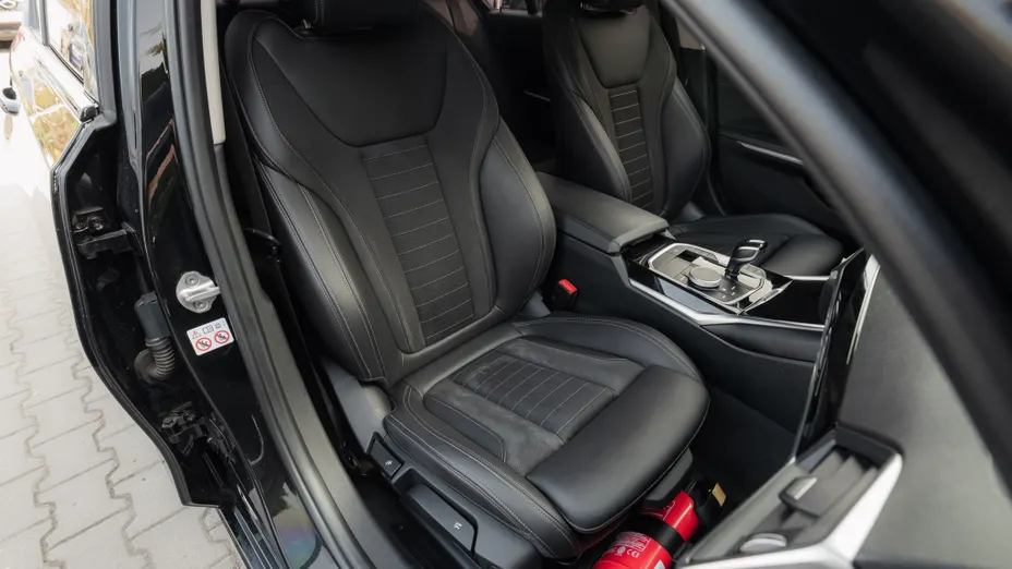 BMW Seria 3 320d xDrive mHEV Sport Line aut