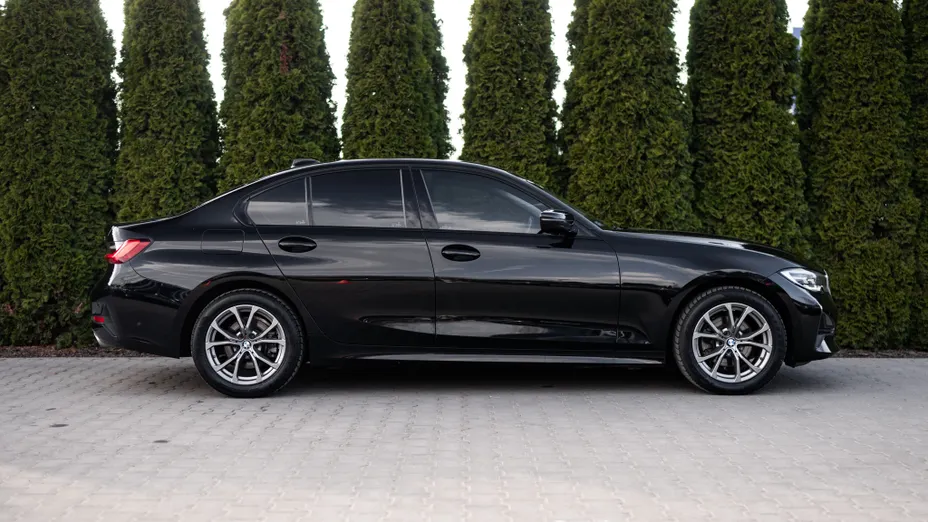 BMW Seria 3 320d xDrive mHEV Sport Line aut
