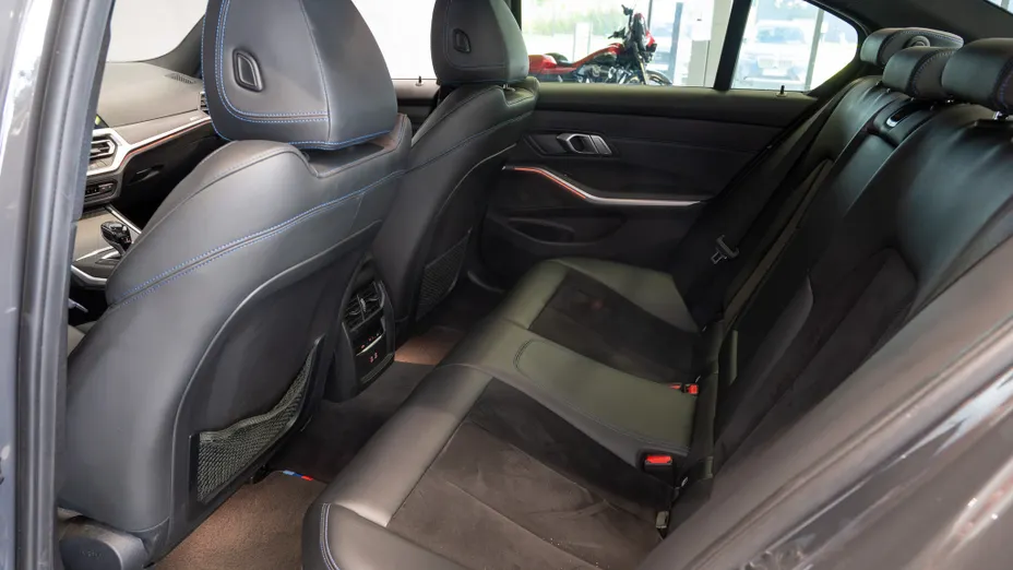 BMW Seria 3 330i xDrive M Sport sport-aut