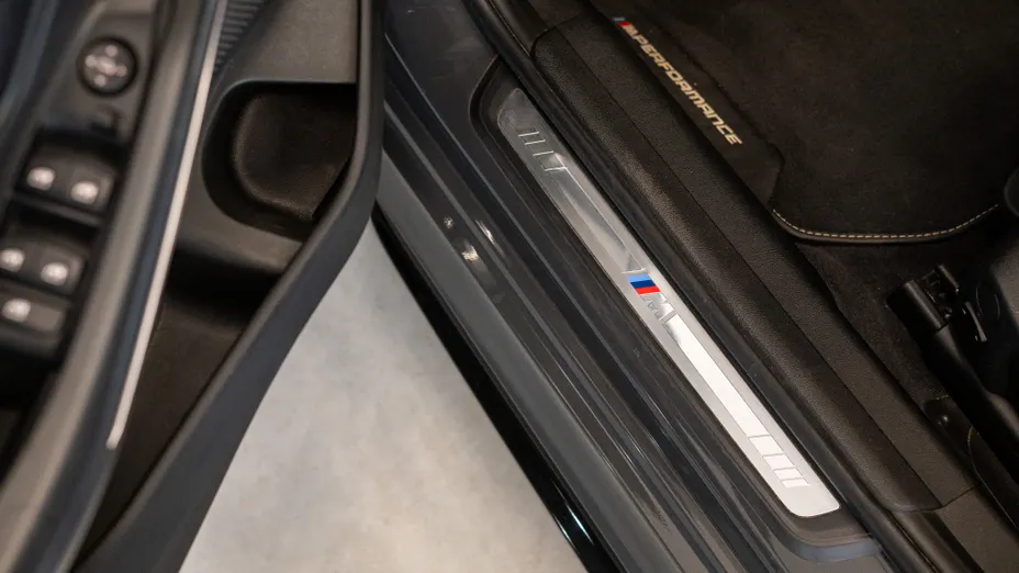 BMW Seria 3 330i xDrive M Sport sport-aut
