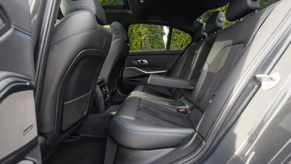 BMW Seria 3 330e PHEV M Sport sport-aut