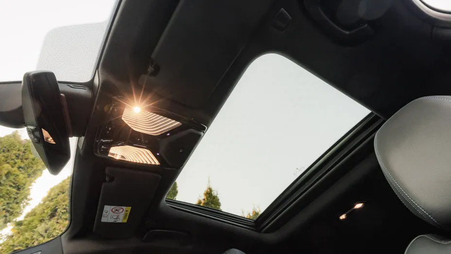 BMW Seria 3 330e PHEV M Sport sport-aut