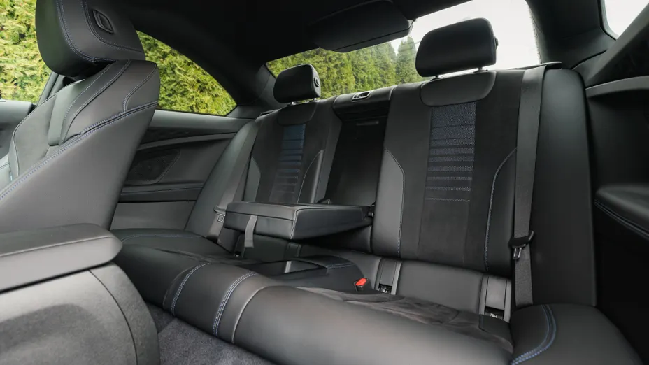 BMW Seria 2 M240i xDrive sport-aut