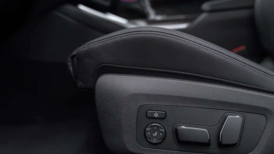 BMW Seria 4 M4 Competition M xDrive aut Nowy