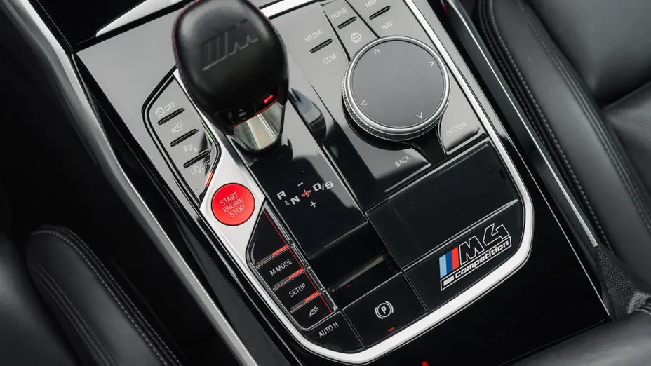 BMW Seria 4 M4 Competition sport-aut