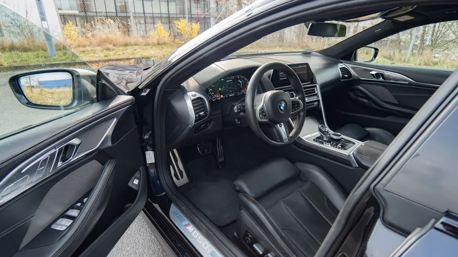 BMW Seria 8 M850i xDrive
