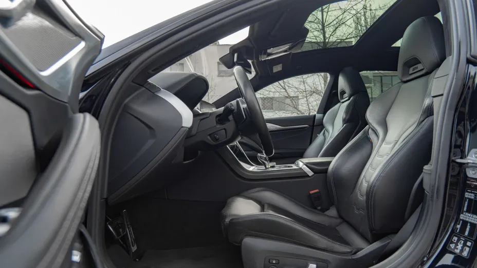 BMW Seria 8 M850i xDrive