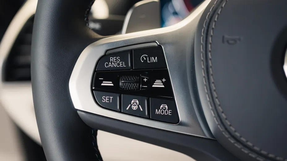 BMW Seria 8 M850i xDrive