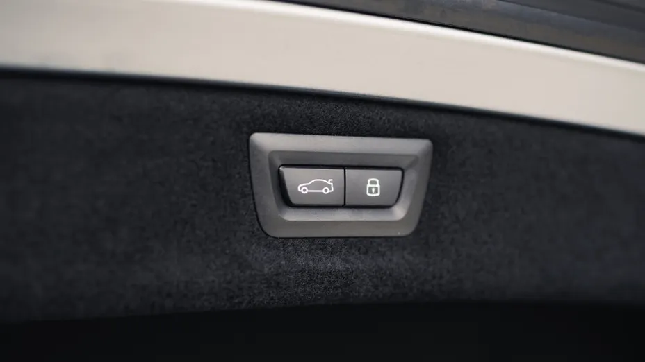 BMW Seria 8 M850i xDrive