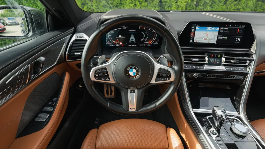 BMW Seria 8 M850i xDrive
