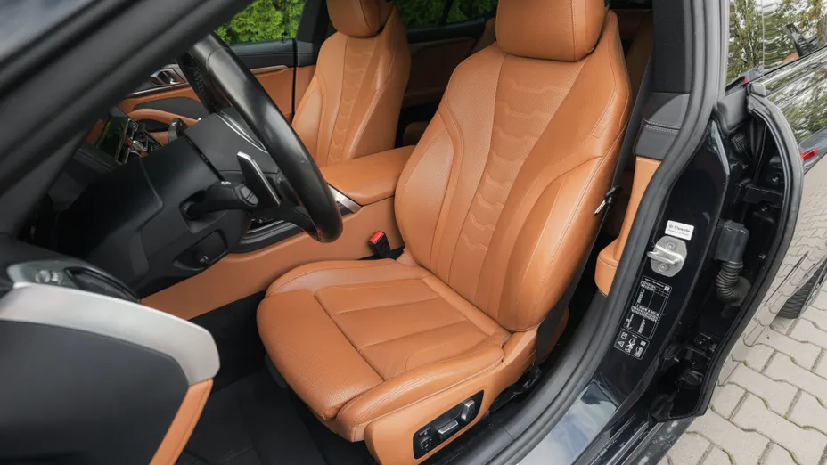 BMW Seria 8 M850i xDrive