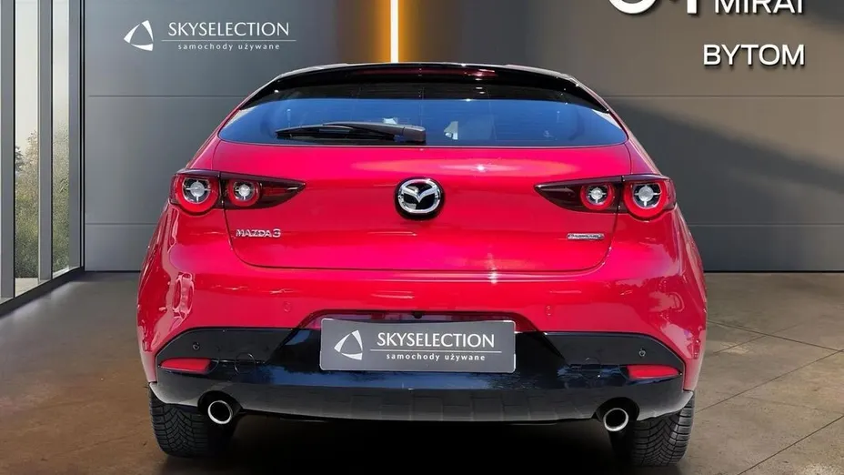 MAZDA 3 -