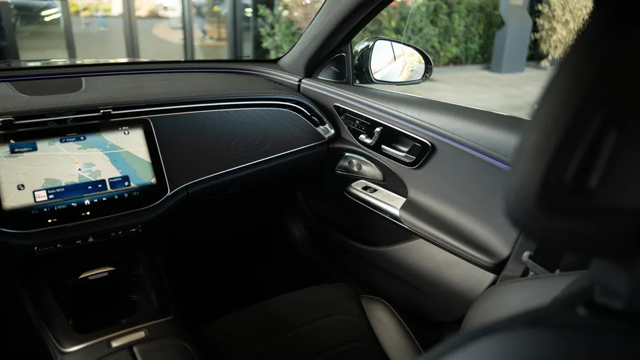 MERCEDES-BENZ E Klasa E 220 d mHEV 4-Matic AMG 9G-Tronic